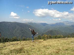 [P06] Soseaua Transalpina, cea mai înalta sosea din Rmania, 2.145 m in Pasul Urdele. Aici fi-mea se pregateste sa-si ia zborul.  » foto by vega06
 - 
<span class="allrVoted glyphicon glyphicon-heart hidden" id="av571396"></span>
<a class="m-l-10 hidden" id="sv571396" onclick="voting_Foto_DelVot(,571396,7149)" role="button">șterge vot <span class="glyphicon glyphicon-remove"></span></a>
<a id="v9571396" class=" c-red"  onclick="voting_Foto_SetVot(571396)" role="button"><span class="glyphicon glyphicon-heart-empty"></span> <b>LIKE</b> = Votează poza</a> <img class="hidden"  id="f571396W9" src="/imagini/loader.gif" border="0" /><span class="AjErrMes hidden" id="e571396ErM"></span>