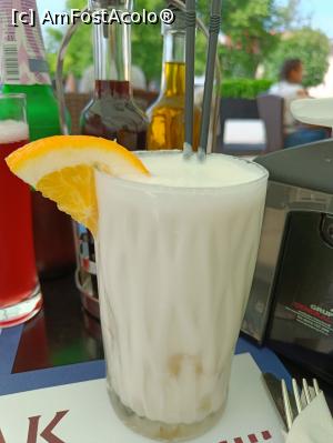 [P03] Un cocktail bun - pina colada. » foto by tata123 🔱
 - 
<span class="allrVoted glyphicon glyphicon-heart hidden" id="av1331230"></span>
<a class="m-l-10 hidden" id="sv1331230" onclick="voting_Foto_DelVot(,1331230,7192)" role="button">șterge vot <span class="glyphicon glyphicon-remove"></span></a>
<a id="v91331230" class=" c-red"  onclick="voting_Foto_SetVot(1331230)" role="button"><span class="glyphicon glyphicon-heart-empty"></span> <b>LIKE</b> = Votează poza</a> <img class="hidden"  id="f1331230W9" src="/imagini/loader.gif" border="0" /><span class="AjErrMes hidden" id="e1331230ErM"></span>