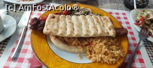 [P08] Ayasofya dürümcüsü kadir - kebab » foto by Carmen Ion
 - 
<span class="allrVoted glyphicon glyphicon-heart hidden" id="av1509593"></span>
<a class="m-l-10 hidden" id="sv1509593" onclick="voting_Foto_DelVot(,1509593,7254)" role="button">șterge vot <span class="glyphicon glyphicon-remove"></span></a>
<a id="v91509593" class=" c-red"  onclick="voting_Foto_SetVot(1509593)" role="button"><span class="glyphicon glyphicon-heart-empty"></span> <b>LIKE</b> = Votează poza</a> <img class="hidden"  id="f1509593W9" src="/imagini/loader.gif" border="0" /><span class="AjErrMes hidden" id="e1509593ErM"></span>