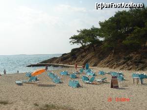 [P05] Tripiti Beach, dincolo de deal e 'gaura' dintre stanci » foto by crismis
 - 
<span class="allrVoted glyphicon glyphicon-heart hidden" id="av570744"></span>
<a class="m-l-10 hidden" id="sv570744" onclick="voting_Foto_DelVot(,570744,7269)" role="button">șterge vot <span class="glyphicon glyphicon-remove"></span></a>
<a id="v9570744" class=" c-red"  onclick="voting_Foto_SetVot(570744)" role="button"><span class="glyphicon glyphicon-heart-empty"></span> <b>LIKE</b> = Votează poza</a> <img class="hidden"  id="f570744W9" src="/imagini/loader.gif" border="0" /><span class="AjErrMes hidden" id="e570744ErM"></span>