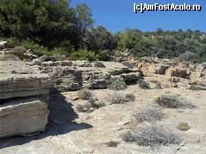 [P17] Thasos, Grecia. Giola. O mica laguna alimentata cu apa doar de la valurile mai mari. Puteti explora un pic in jur ca-i interesant.  » foto by vega06
 - 
<span class="allrVoted glyphicon glyphicon-heart hidden" id="av571475"></span>
<a class="m-l-10 hidden" id="sv571475" onclick="voting_Foto_DelVot(,571475,7269)" role="button">șterge vot <span class="glyphicon glyphicon-remove"></span></a>
<a id="v9571475" class=" c-red"  onclick="voting_Foto_SetVot(571475)" role="button"><span class="glyphicon glyphicon-heart-empty"></span> <b>LIKE</b> = Votează poza</a> <img class="hidden"  id="f571475W9" src="/imagini/loader.gif" border="0" /><span class="AjErrMes hidden" id="e571475ErM"></span>