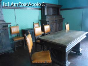 [P10] Dofteana - Castelul Ghika. Mobilier de epocă. » foto by iulianic
 - 
<span class="allrVoted glyphicon glyphicon-heart hidden" id="av1475972"></span>
<a class="m-l-10 hidden" id="sv1475972" onclick="voting_Foto_DelVot(,1475972,7361)" role="button">șterge vot <span class="glyphicon glyphicon-remove"></span></a>
<a id="v91475972" class=" c-red"  onclick="voting_Foto_SetVot(1475972)" role="button"><span class="glyphicon glyphicon-heart-empty"></span> <b>LIKE</b> = Votează poza</a> <img class="hidden"  id="f1475972W9" src="/imagini/loader.gif" border="0" /><span class="AjErrMes hidden" id="e1475972ErM"></span>