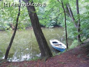 [P14] Dofteana - Castelul Ghika. Lacul. » foto by iulianic
 - 
<span class="allrVoted glyphicon glyphicon-heart hidden" id="av1475976"></span>
<a class="m-l-10 hidden" id="sv1475976" onclick="voting_Foto_DelVot(,1475976,7361)" role="button">șterge vot <span class="glyphicon glyphicon-remove"></span></a>
<a id="v91475976" class=" c-red"  onclick="voting_Foto_SetVot(1475976)" role="button"><span class="glyphicon glyphicon-heart-empty"></span> <b>LIKE</b> = Votează poza</a> <img class="hidden"  id="f1475976W9" src="/imagini/loader.gif" border="0" /><span class="AjErrMes hidden" id="e1475976ErM"></span>