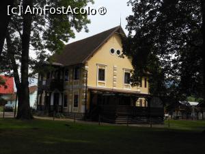 [P18] Dofteana - Castelul Ghika. Pensiunea Dofteana Park 3*. » foto by iulianic
 - 
<span class="allrVoted glyphicon glyphicon-heart hidden" id="av1475980"></span>
<a class="m-l-10 hidden" id="sv1475980" onclick="voting_Foto_DelVot(,1475980,7361)" role="button">șterge vot <span class="glyphicon glyphicon-remove"></span></a>
<a id="v91475980" class=" c-red"  onclick="voting_Foto_SetVot(1475980)" role="button"><span class="glyphicon glyphicon-heart-empty"></span> <b>LIKE</b> = Votează poza</a> <img class="hidden"  id="f1475980W9" src="/imagini/loader.gif" border="0" /><span class="AjErrMes hidden" id="e1475980ErM"></span>
