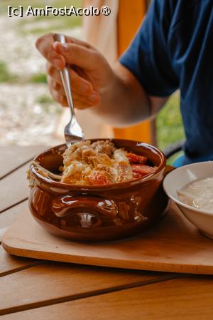 [P03] Bulzul are mamaliga, carne, branza, e gratinat si bun. Vine cu iaurt de casa » foto by CiprianR
 - 
<span class="allrVoted glyphicon glyphicon-heart hidden" id="av1529518"></span>
<a class="m-l-10 hidden" id="sv1529518" onclick="voting_Foto_DelVot(,1529518,7474)" role="button">șterge vot <span class="glyphicon glyphicon-remove"></span></a>
<a id="v91529518" class=" c-red"  onclick="voting_Foto_SetVot(1529518)" role="button"><span class="glyphicon glyphicon-heart-empty"></span> <b>LIKE</b> = Votează poza</a> <img class="hidden"  id="f1529518W9" src="/imagini/loader.gif" border="0" /><span class="AjErrMes hidden" id="e1529518ErM"></span>