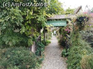 [P29] Intrarea la Challice Well » foto by Marius 72
 - 
<span class="allrVoted glyphicon glyphicon-heart hidden" id="av1505874"></span>
<a class="m-l-10 hidden" id="sv1505874" onclick="voting_Foto_DelVot(,1505874,7515)" role="button">șterge vot <span class="glyphicon glyphicon-remove"></span></a>
<a id="v91505874" class=" c-red"  onclick="voting_Foto_SetVot(1505874)" role="button"><span class="glyphicon glyphicon-heart-empty"></span> <b>LIKE</b> = Votează poza</a> <img class="hidden"  id="f1505874W9" src="/imagini/loader.gif" border="0" /><span class="AjErrMes hidden" id="e1505874ErM"></span>