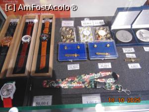 [P56] muzeul Legiunii straine, suveniuri » foto by Yolanda
 - 
<span class="allrVoted glyphicon glyphicon-heart hidden" id="av1514122"></span>
<a class="m-l-10 hidden" id="sv1514122" onclick="voting_Foto_DelVot(,1514122,7772)" role="button">șterge vot <span class="glyphicon glyphicon-remove"></span></a>
<a id="v91514122" class=" c-red"  onclick="voting_Foto_SetVot(1514122)" role="button"><span class="glyphicon glyphicon-heart-empty"></span> <b>LIKE</b> = Votează poza</a> <img class="hidden"  id="f1514122W9" src="/imagini/loader.gif" border="0" /><span class="AjErrMes hidden" id="e1514122ErM"></span>