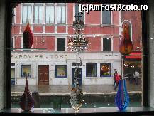 P13 [FEB-2007] Obiecte decorative din sticla de Murano in magazin de suveniruri
