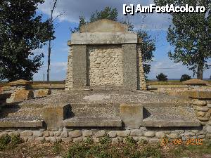 [P42] Cimitirul ostaşilor germani 1916-1918.  » foto by iulianic
 - 
<span class="allrVoted glyphicon glyphicon-heart hidden" id="av465311"></span>
<a class="m-l-10 hidden" id="sv465311" onclick="voting_Foto_DelVot(,465311,7833)" role="button">șterge vot <span class="glyphicon glyphicon-remove"></span></a>
<a id="v9465311" class=" c-red"  onclick="voting_Foto_SetVot(465311)" role="button"><span class="glyphicon glyphicon-heart-empty"></span> <b>LIKE</b> = Votează poza</a> <img class="hidden"  id="f465311W9" src="/imagini/loader.gif" border="0" /><span class="AjErrMes hidden" id="e465311ErM"></span>