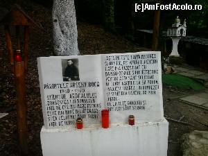 P13 [JUL-2014] Sambata de Sus-placa comemorativa la Izvorul Parintelui Arsenie Boca