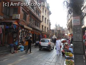 [P03] Kathmandu - Pe străzile orașului. » foto by iulianic
 - 
<span class="allrVoted glyphicon glyphicon-heart hidden" id="av1469306"></span>
<a class="m-l-10 hidden" id="sv1469306" onclick="voting_Foto_DelVot(,1469306,7929)" role="button">șterge vot <span class="glyphicon glyphicon-remove"></span></a>
<a id="v91469306" class=" c-red"  onclick="voting_Foto_SetVot(1469306)" role="button"><span class="glyphicon glyphicon-heart-empty"></span> <b>LIKE</b> = Votează poza</a> <img class="hidden"  id="f1469306W9" src="/imagini/loader.gif" border="0" /><span class="AjErrMes hidden" id="e1469306ErM"></span>