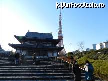 [P03] Templul Zojo-ji, cu Tokyo Tower in fundal.  » foto by TraianS
 - 
<span class="allrVoted glyphicon glyphicon-heart hidden" id="av494929"></span>
<a class="m-l-10 hidden" id="sv494929" onclick="voting_Foto_DelVot(,494929,7999)" role="button">șterge vot <span class="glyphicon glyphicon-remove"></span></a>
<a id="v9494929" class=" c-red"  onclick="voting_Foto_SetVot(494929)" role="button"><span class="glyphicon glyphicon-heart-empty"></span> <b>LIKE</b> = Votează poza</a> <img class="hidden"  id="f494929W9" src="/imagini/loader.gif" border="0" /><span class="AjErrMes hidden" id="e494929ErM"></span>