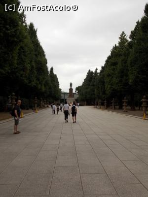 [P02] Tokyo, Sanctuarul Yasukuni, Aleea de acces la Sanctuar, în depărtare Statuia generalului Masujiro » foto by mprofeanu
 - 
<span class="allrVoted glyphicon glyphicon-heart hidden" id="av745710"></span>
<a class="m-l-10 hidden" id="sv745710" onclick="voting_Foto_DelVot(,745710,7999)" role="button">șterge vot <span class="glyphicon glyphicon-remove"></span></a>
<a id="v9745710" class=" c-red"  onclick="voting_Foto_SetVot(745710)" role="button"><span class="glyphicon glyphicon-heart-empty"></span> <b>LIKE</b> = Votează poza</a> <img class="hidden"  id="f745710W9" src="/imagini/loader.gif" border="0" /><span class="AjErrMes hidden" id="e745710ErM"></span>