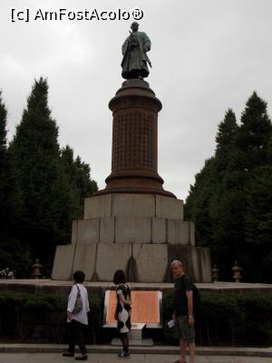 [P04] Tokyo, Sanctuarul Yasukuni, Statuia generalului Ohomura Masujiro, fondatorul armatei moderne japoneze » foto by mprofeanu
 - 
<span class="allrVoted glyphicon glyphicon-heart hidden" id="av745712"></span>
<a class="m-l-10 hidden" id="sv745712" onclick="voting_Foto_DelVot(,745712,7999)" role="button">șterge vot <span class="glyphicon glyphicon-remove"></span></a>
<a id="v9745712" class=" c-red"  onclick="voting_Foto_SetVot(745712)" role="button"><span class="glyphicon glyphicon-heart-empty"></span> <b>LIKE</b> = Votează poza</a> <img class="hidden"  id="f745712W9" src="/imagini/loader.gif" border="0" /><span class="AjErrMes hidden" id="e745712ErM"></span>