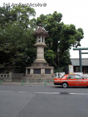 [P05] Tokyo, Sanctuarul Yasukuni, Felinarul de lângă A Doua Poartă Torri cu 8 basoreliefuri cu scene de luptă la bază » foto by mprofeanu
 - 
<span class="allrVoted glyphicon glyphicon-heart hidden" id="av745713"></span>
<a class="m-l-10 hidden" id="sv745713" onclick="voting_Foto_DelVot(,745713,7999)" role="button">șterge vot <span class="glyphicon glyphicon-remove"></span></a>
<a id="v9745713" class=" c-red"  onclick="voting_Foto_SetVot(745713)" role="button"><span class="glyphicon glyphicon-heart-empty"></span> <b>LIKE</b> = Votează poza</a> <img class="hidden"  id="f745713W9" src="/imagini/loader.gif" border="0" /><span class="AjErrMes hidden" id="e745713ErM"></span>