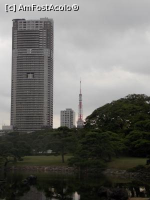 [P90] Tokyo, Grădina Hamarikyu, în plan îndepărtat se vede Tokyo Tower » foto by mprofeanu
 - 
<span class="allrVoted glyphicon glyphicon-heart hidden" id="av751207"></span>
<a class="m-l-10 hidden" id="sv751207" onclick="voting_Foto_DelVot(,751207,7999)" role="button">șterge vot <span class="glyphicon glyphicon-remove"></span></a>
<a id="v9751207" class=" c-red"  onclick="voting_Foto_SetVot(751207)" role="button"><span class="glyphicon glyphicon-heart-empty"></span> <b>LIKE</b> = Votează poza</a> <img class="hidden"  id="f751207W9" src="/imagini/loader.gif" border="0" /><span class="AjErrMes hidden" id="e751207ErM"></span>