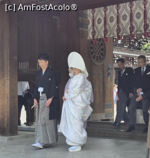 [P11] Am avut norocul si am asistat la 2 ceremonii traditionale (doar ritualul din afara altarului) de nunta si am vazut mirii si miresele imbracati in kimono de nunta japonez, alaturi de alaiul de nuntasi. » foto by geani anto
 - 
<span class="allrVoted glyphicon glyphicon-heart hidden" id="av1437244"></span>
<a class="m-l-10 hidden" id="sv1437244" onclick="voting_Foto_DelVot(,1437244,7999)" role="button">șterge vot <span class="glyphicon glyphicon-remove"></span></a>
<a id="v91437244" class=" c-red"  onclick="voting_Foto_SetVot(1437244)" role="button"><span class="glyphicon glyphicon-heart-empty"></span> <b>LIKE</b> = Votează poza</a> <img class="hidden"  id="f1437244W9" src="/imagini/loader.gif" border="0" /><span class="AjErrMes hidden" id="e1437244ErM"></span>