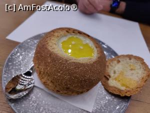 [P03] Casa Românească; supă de usturoi în pâine (mult mai bună decât arată 🙂) » foto by crismis
 - 
<span class="allrVoted glyphicon glyphicon-heart hidden" id="av1487570"></span>
<a class="m-l-10 hidden" id="sv1487570" onclick="voting_Foto_DelVot(,1487570,8050)" role="button">șterge vot <span class="glyphicon glyphicon-remove"></span></a>
<a id="v91487570" class=" c-red"  onclick="voting_Foto_SetVot(1487570)" role="button"><span class="glyphicon glyphicon-heart-empty"></span> <b>LIKE</b> = Votează poza</a> <img class="hidden"  id="f1487570W9" src="/imagini/loader.gif" border="0" /><span class="AjErrMes hidden" id="e1487570ErM"></span>