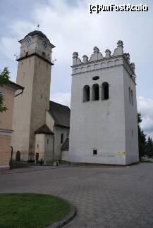 [P16] Turnul-copotniţă, ţine de biserica Sf. Egidius, chiar dacă se întrece în înălţime cu turla bisericii Sf. Treime, de alături » foto by Costi
 - 
<span class="allrVoted glyphicon glyphicon-heart hidden" id="av167757"></span>
<a class="m-l-10 hidden" id="sv167757" onclick="voting_Foto_DelVot(,167757,8088)" role="button">șterge vot <span class="glyphicon glyphicon-remove"></span></a>
<a id="v9167757" class=" c-red"  onclick="voting_Foto_SetVot(167757)" role="button"><span class="glyphicon glyphicon-heart-empty"></span> <b>LIKE</b> = Votează poza</a> <img class="hidden"  id="f167757W9" src="/imagini/loader.gif" border="0" /><span class="AjErrMes hidden" id="e167757ErM"></span>