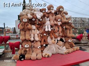 [P10] Târgul de Crăciun din Piaţa Ovidiu » foto by nicole33
 - 
<span class="allrVoted glyphicon glyphicon-heart hidden" id="av1516463"></span>
<a class="m-l-10 hidden" id="sv1516463" onclick="voting_Foto_DelVot(,1516463,8127)" role="button">șterge vot <span class="glyphicon glyphicon-remove"></span></a>
<a id="v91516463" class=" c-red"  onclick="voting_Foto_SetVot(1516463)" role="button"><span class="glyphicon glyphicon-heart-empty"></span> <b>LIKE</b> = Votează poza</a> <img class="hidden"  id="f1516463W9" src="/imagini/loader.gif" border="0" /><span class="AjErrMes hidden" id="e1516463ErM"></span>