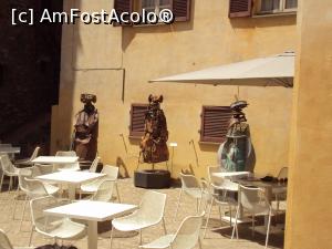 [P51] Palazzo della Penna - cafeneaua gourmet » foto by Carmen Ion
 - 
<span class="allrVoted glyphicon glyphicon-heart hidden" id="av993604"></span>
<a class="m-l-10 hidden" id="sv993604" onclick="voting_Foto_DelVot(,993604,8154)" role="button">șterge vot <span class="glyphicon glyphicon-remove"></span></a>
<a id="v9993604" class=" c-red"  onclick="voting_Foto_SetVot(993604)" role="button"><span class="glyphicon glyphicon-heart-empty"></span> <b>LIKE</b> = Votează poza</a> <img class="hidden"  id="f993604W9" src="/imagini/loader.gif" border="0" /><span class="AjErrMes hidden" id="e993604ErM"></span>