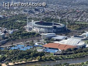 [P12] Stadionul de crichet-cel mai mare din Australia » foto by AZE
 - 
<span class="allrVoted glyphicon glyphicon-heart hidden" id="av1366839"></span>
<a class="m-l-10 hidden" id="sv1366839" onclick="voting_Foto_DelVot(,1366839,8157)" role="button">șterge vot <span class="glyphicon glyphicon-remove"></span></a>
<a id="v91366839" class=" c-red"  onclick="voting_Foto_SetVot(1366839)" role="button"><span class="glyphicon glyphicon-heart-empty"></span> <b>LIKE</b> = Votează poza</a> <img class="hidden"  id="f1366839W9" src="/imagini/loader.gif" border="0" /><span class="AjErrMes hidden" id="e1366839ErM"></span>