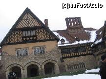 [P02] Schloss Cecilienhof » foto by Michi
 - 
<span class="allrVoted glyphicon glyphicon-heart hidden" id="av180224"></span>
<a class="m-l-10 hidden" id="sv180224" onclick="voting_Foto_DelVot(,180224,8200)" role="button">șterge vot <span class="glyphicon glyphicon-remove"></span></a>
<a id="v9180224" class=" c-red"  onclick="voting_Foto_SetVot(180224)" role="button"><span class="glyphicon glyphicon-heart-empty"></span> <b>LIKE</b> = Votează poza</a> <img class="hidden"  id="f180224W9" src="/imagini/loader.gif" border="0" /><span class="AjErrMes hidden" id="e180224ErM"></span>