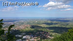 [P10] San Marino! In departare plaja din Rivazzurra si marea Adriatica!  » foto by bogdan99
 - 
<span class="allrVoted glyphicon glyphicon-heart hidden" id="av857852"></span>
<a class="m-l-10 hidden" id="sv857852" onclick="voting_Foto_DelVot(,857852,8341)" role="button">șterge vot <span class="glyphicon glyphicon-remove"></span></a>
<a id="v9857852" class=" c-red"  onclick="voting_Foto_SetVot(857852)" role="button"><span class="glyphicon glyphicon-heart-empty"></span> <b>LIKE</b> = Votează poza</a> <img class="hidden"  id="f857852W9" src="/imagini/loader.gif" border="0" /><span class="AjErrMes hidden" id="e857852ErM"></span>