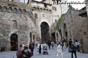 P09 [APR-2008] Fotografiand prin cetatea Sienei