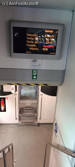 [P16] Interior vagon de tren. » foto by tata123 🔱
 - 
<span class="allrVoted glyphicon glyphicon-heart hidden" id="av1478673"></span>
<a class="m-l-10 hidden" id="sv1478673" onclick="voting_Foto_DelVot(,1478673,8341)" role="button">șterge vot <span class="glyphicon glyphicon-remove"></span></a>
<a id="v91478673" class=" c-red"  onclick="voting_Foto_SetVot(1478673)" role="button"><span class="glyphicon glyphicon-heart-empty"></span> <b>LIKE</b> = Votează poza</a> <img class="hidden"  id="f1478673W9" src="/imagini/loader.gif" border="0" /><span class="AjErrMes hidden" id="e1478673ErM"></span>