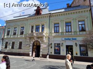 [P18] Cernăuți, Strada Kobylyans’koi, Palatul „Evenimentelor solemne” » foto by mprofeanu
 - 
<span class="allrVoted glyphicon glyphicon-heart hidden" id="av1507610"></span>
<a class="m-l-10 hidden" id="sv1507610" onclick="voting_Foto_DelVot(,1507610,8421)" role="button">șterge vot <span class="glyphicon glyphicon-remove"></span></a>
<a id="v91507610" class=" c-red"  onclick="voting_Foto_SetVot(1507610)" role="button"><span class="glyphicon glyphicon-heart-empty"></span> <b>LIKE</b> = Votează poza</a> <img class="hidden"  id="f1507610W9" src="/imagini/loader.gif" border="0" /><span class="AjErrMes hidden" id="e1507610ErM"></span>