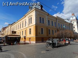 [P19] Cernăuți, Strada Kobylyans’koi, Muzeul Regional al Tradițiilor Locale și o caleașcă de pe timpuri » foto by mprofeanu
 - 
<span class="allrVoted glyphicon glyphicon-heart hidden" id="av1507611"></span>
<a class="m-l-10 hidden" id="sv1507611" onclick="voting_Foto_DelVot(,1507611,8421)" role="button">șterge vot <span class="glyphicon glyphicon-remove"></span></a>
<a id="v91507611" class=" c-red"  onclick="voting_Foto_SetVot(1507611)" role="button"><span class="glyphicon glyphicon-heart-empty"></span> <b>LIKE</b> = Votează poza</a> <img class="hidden"  id="f1507611W9" src="/imagini/loader.gif" border="0" /><span class="AjErrMes hidden" id="e1507611ErM"></span>