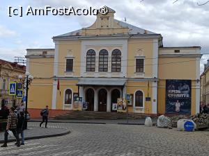 [P02] Cernăuți, Piața Filarmonicii, Filarmonica » foto by mprofeanu
 - 
<span class="allrVoted glyphicon glyphicon-heart hidden" id="av1508220"></span>
<a class="m-l-10 hidden" id="sv1508220" onclick="voting_Foto_DelVot(,1508220,8421)" role="button">șterge vot <span class="glyphicon glyphicon-remove"></span></a>
<a id="v91508220" class=" c-red"  onclick="voting_Foto_SetVot(1508220)" role="button"><span class="glyphicon glyphicon-heart-empty"></span> <b>LIKE</b> = Votează poza</a> <img class="hidden"  id="f1508220W9" src="/imagini/loader.gif" border="0" /><span class="AjErrMes hidden" id="e1508220ErM"></span>