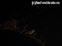 P09 [FEB-2011] Palma de Mallorca, văzută noaptea, de la 10000 m altitudine. Se vede foarte bine luminat aeroportul.