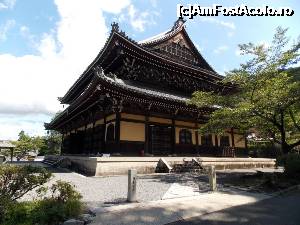 [P32] Kyoto, Templul Nanzenji, Sala Butsu-den, cu ușa care s-a deschis după slujbă » foto by mprofeanu
 - 
<span class="allrVoted glyphicon glyphicon-heart hidden" id="av705381"></span>
<a class="m-l-10 hidden" id="sv705381" onclick="voting_Foto_DelVot(,705381,8571)" role="button">șterge vot <span class="glyphicon glyphicon-remove"></span></a>
<a id="v9705381" class=" c-red"  onclick="voting_Foto_SetVot(705381)" role="button"><span class="glyphicon glyphicon-heart-empty"></span> <b>LIKE</b> = Votează poza</a> <img class="hidden"  id="f705381W9" src="/imagini/loader.gif" border="0" /><span class="AjErrMes hidden" id="e705381ErM"></span>