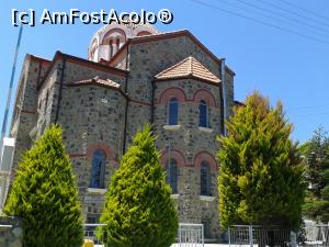 P45 [JUN-2016] Foarte frumoasă biserică în Platres, cea mai renumită stațiune turistică din munții Trodos. 