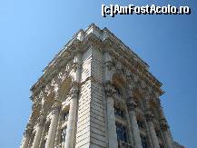 [P04] București,ParlamentulRomâniei : detaliu de arhitectură exterioară » foto by mariana.olaru
 - 
<span class="allrVoted glyphicon glyphicon-heart hidden" id="av200133"></span>
<a class="m-l-10 hidden" id="sv200133" onclick="voting_Foto_DelVot(,200133,8917)" role="button">șterge vot <span class="glyphicon glyphicon-remove"></span></a>
<a id="v9200133" class=" c-red"  onclick="voting_Foto_SetVot(200133)" role="button"><span class="glyphicon glyphicon-heart-empty"></span> <b>LIKE</b> = Votează poza</a> <img class="hidden"  id="f200133W9" src="/imagini/loader.gif" border="0" /><span class="AjErrMes hidden" id="e200133ErM"></span>