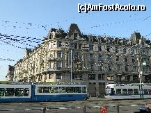 [P05] Pe Bahnhofstrasse, in Zurich, cu tramvaiele albastre silentioase » foto by ileanaxperta*
 - 
<span class="allrVoted glyphicon glyphicon-heart hidden" id="av274685"></span>
<a class="m-l-10 hidden" id="sv274685" onclick="voting_Foto_DelVot(,274685,8927)" role="button">șterge vot <span class="glyphicon glyphicon-remove"></span></a>
<a id="v9274685" class=" c-red"  onclick="voting_Foto_SetVot(274685)" role="button"><span class="glyphicon glyphicon-heart-empty"></span> <b>LIKE</b> = Votează poza</a> <img class="hidden"  id="f274685W9" src="/imagini/loader.gif" border="0" /><span class="AjErrMes hidden" id="e274685ErM"></span>