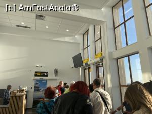 [P05] Cu avionul în Antalya - pe aeroportul Băneasa, la porţile de îmbarcare » foto by nicole33
 - 
<span class="allrVoted glyphicon glyphicon-heart hidden" id="av1432801"></span>
<a class="m-l-10 hidden" id="sv1432801" onclick="voting_Foto_DelVot(,1432801,8928)" role="button">șterge vot <span class="glyphicon glyphicon-remove"></span></a>
<a id="v91432801" class=" c-red"  onclick="voting_Foto_SetVot(1432801)" role="button"><span class="glyphicon glyphicon-heart-empty"></span> <b>LIKE</b> = Votează poza</a> <img class="hidden"  id="f1432801W9" src="/imagini/loader.gif" border="0" /><span class="AjErrMes hidden" id="e1432801ErM"></span>