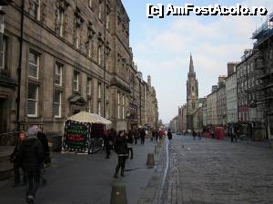 [P04] Royale Mile, principala stradă din Edinburgh.  » foto by ariciu
 - 
<span class="allrVoted glyphicon glyphicon-heart hidden" id="av502745"></span>
<a class="m-l-10 hidden" id="sv502745" onclick="voting_Foto_DelVot(,502745,9014)" role="button">șterge vot <span class="glyphicon glyphicon-remove"></span></a>
<a id="v9502745" class=" c-red"  onclick="voting_Foto_SetVot(502745)" role="button"><span class="glyphicon glyphicon-heart-empty"></span> <b>LIKE</b> = Votează poza</a> <img class="hidden"  id="f502745W9" src="/imagini/loader.gif" border="0" /><span class="AjErrMes hidden" id="e502745ErM"></span>