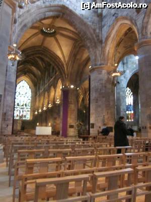 [P57] Interiorul St. Giles Cathedral. Pozele lasă de dorit, așa că nu voi insista.  » foto by ariciu
 - 
<span class="allrVoted glyphicon glyphicon-heart hidden" id="av502798"></span>
<a class="m-l-10 hidden" id="sv502798" onclick="voting_Foto_DelVot(,502798,9014)" role="button">șterge vot <span class="glyphicon glyphicon-remove"></span></a>
<a id="v9502798" class=" c-red"  onclick="voting_Foto_SetVot(502798)" role="button"><span class="glyphicon glyphicon-heart-empty"></span> <b>LIKE</b> = Votează poza</a> <img class="hidden"  id="f502798W9" src="/imagini/loader.gif" border="0" /><span class="AjErrMes hidden" id="e502798ErM"></span>