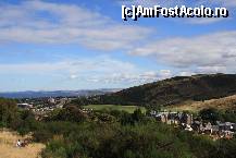 [P05] vedere de pe Carlton Hill spre mare - in partea dreapta vedeti Castelul Holyroodhouse » foto by Pami*
 - 
<span class="allrVoted glyphicon glyphicon-heart hidden" id="av477206"></span>
<a class="m-l-10 hidden" id="sv477206" onclick="voting_Foto_DelVot(,477206,9014)" role="button">șterge vot <span class="glyphicon glyphicon-remove"></span></a>
<a id="v9477206" class=" c-red"  onclick="voting_Foto_SetVot(477206)" role="button"><span class="glyphicon glyphicon-heart-empty"></span> <b>LIKE</b> = Votează poza</a> <img class="hidden"  id="f477206W9" src="/imagini/loader.gif" border="0" /><span class="AjErrMes hidden" id="e477206ErM"></span>