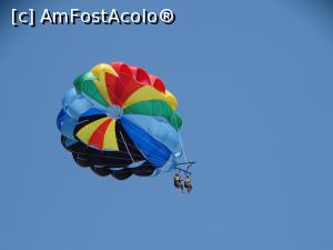 [P19] Parasailing pe deasupra noastră » foto by Kavarnap
 - 
<span class="allrVoted glyphicon glyphicon-heart hidden" id="av1238425"></span>
<a class="m-l-10 hidden" id="sv1238425" onclick="voting_Foto_DelVot(,1238425,9284)" role="button">șterge vot <span class="glyphicon glyphicon-remove"></span></a>
<a id="v91238425" class=" c-red"  onclick="voting_Foto_SetVot(1238425)" role="button"><span class="glyphicon glyphicon-heart-empty"></span> <b>LIKE</b> = Votează poza</a> <img class="hidden"  id="f1238425W9" src="/imagini/loader.gif" border="0" /><span class="AjErrMes hidden" id="e1238425ErM"></span>