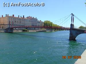 [P52] râul Saône, Lyon » foto by Yolanda
 - 
<span class="allrVoted glyphicon glyphicon-heart hidden" id="av1541913"></span>
<a class="m-l-10 hidden" id="sv1541913" onclick="voting_Foto_DelVot(,1541913,9297)" role="button">șterge vot <span class="glyphicon glyphicon-remove"></span></a>
<a id="v91541913" class=" c-red"  onclick="voting_Foto_SetVot(1541913)" role="button"><span class="glyphicon glyphicon-heart-empty"></span> <b>LIKE</b> = Votează poza</a> <img class="hidden"  id="f1541913W9" src="/imagini/loader.gif" border="0" /><span class="AjErrMes hidden" id="e1541913ErM"></span>