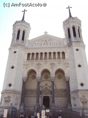 [P01] Basilique de Notre-Dame-de-Fourvière » foto by Carmen Ion
 - 
<span class="allrVoted glyphicon glyphicon-heart hidden" id="av929813"></span>
<a class="m-l-10 hidden" id="sv929813" onclick="voting_Foto_DelVot(,929813,9297)" role="button">șterge vot <span class="glyphicon glyphicon-remove"></span></a>
<a id="v9929813" class=" c-red"  onclick="voting_Foto_SetVot(929813)" role="button"><span class="glyphicon glyphicon-heart-empty"></span> <b>LIKE</b> = Votează poza</a> <img class="hidden"  id="f929813W9" src="/imagini/loader.gif" border="0" /><span class="AjErrMes hidden" id="e929813ErM"></span>