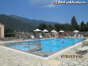 [P18] piscina de la Jason » foto by flaviana77
 - 
<span class="allrVoted glyphicon glyphicon-heart hidden" id="av651000"></span>
<a class="m-l-10 hidden" id="sv651000" onclick="voting_Foto_DelVot(,651000,9391)" role="button">șterge vot <span class="glyphicon glyphicon-remove"></span></a>
<a id="v9651000" class=" c-red"  onclick="voting_Foto_SetVot(651000)" role="button"><span class="glyphicon glyphicon-heart-empty"></span> <b>LIKE</b> = Votează poza</a> <img class="hidden"  id="f651000W9" src="/imagini/loader.gif" border="0" /><span class="AjErrMes hidden" id="e651000ErM"></span>