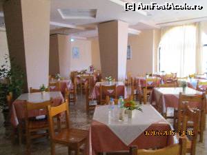[P28] sala de mic dejun » foto by flaviana77
 - 
<span class="allrVoted glyphicon glyphicon-heart hidden" id="av651022"></span>
<a class="m-l-10 hidden" id="sv651022" onclick="voting_Foto_DelVot(,651022,9391)" role="button">șterge vot <span class="glyphicon glyphicon-remove"></span></a>
<a id="v9651022" class=" c-red"  onclick="voting_Foto_SetVot(651022)" role="button"><span class="glyphicon glyphicon-heart-empty"></span> <b>LIKE</b> = Votează poza</a> <img class="hidden"  id="f651022W9" src="/imagini/loader.gif" border="0" /><span class="AjErrMes hidden" id="e651022ErM"></span>
