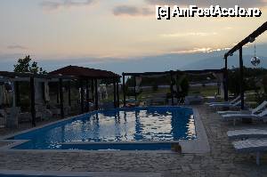 [P01] Hotel Agnantio-Piscina mare spre asfinţit » foto by krisztike
 - 
<span class="allrVoted glyphicon glyphicon-heart hidden" id="av457952"></span>
<a class="m-l-10 hidden" id="sv457952" onclick="voting_Foto_DelVot(,457952,9604)" role="button">șterge vot <span class="glyphicon glyphicon-remove"></span></a>
<a id="v9457952" class=" c-red"  onclick="voting_Foto_SetVot(457952)" role="button"><span class="glyphicon glyphicon-heart-empty"></span> <b>LIKE</b> = Votează poza</a> <img class="hidden"  id="f457952W9" src="/imagini/loader.gif" border="0" /><span class="AjErrMes hidden" id="e457952ErM"></span>