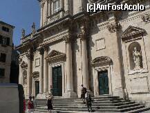 [P10] Catedrala - sub numele Dubrovnik's Main Church of Mary's Assumption - construita de italianul Andreo Buffalini in sec.18 » foto by Otilia Sandu*
 - 
<span class="allrVoted glyphicon glyphicon-heart hidden" id="av237260"></span>
<a class="m-l-10 hidden" id="sv237260" onclick="voting_Foto_DelVot(,237260,9705)" role="button">șterge vot <span class="glyphicon glyphicon-remove"></span></a>
<a id="v9237260" class=" c-red"  onclick="voting_Foto_SetVot(237260)" role="button"><span class="glyphicon glyphicon-heart-empty"></span> <b>LIKE</b> = Votează poza</a> <img class="hidden"  id="f237260W9" src="/imagini/loader.gif" border="0" /><span class="AjErrMes hidden" id="e237260ErM"></span>