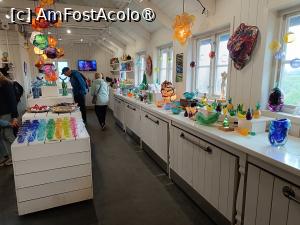 [P75] Stockholm, Skansen, Atelierul de sticlă, expoziție cu vânzare.. » foto by mprofeanu
 - 
<span class="allrVoted glyphicon glyphicon-heart hidden" id="av1516548"></span>
<a class="m-l-10 hidden" id="sv1516548" onclick="voting_Foto_DelVot(,1516548,9962)" role="button">șterge vot <span class="glyphicon glyphicon-remove"></span></a>
<a id="v91516548" class=" c-red"  onclick="voting_Foto_SetVot(1516548)" role="button"><span class="glyphicon glyphicon-heart-empty"></span> <b>LIKE</b> = Votează poza</a> <img class="hidden"  id="f1516548W9" src="/imagini/loader.gif" border="0" /><span class="AjErrMes hidden" id="e1516548ErM"></span>